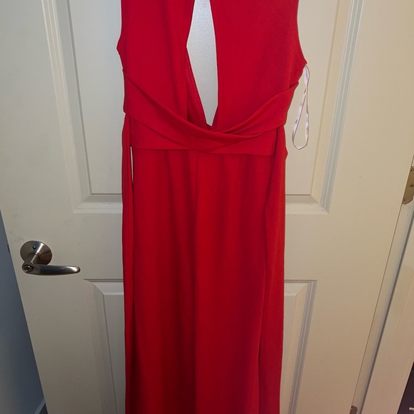 Never worn red romper - Picture 2 of 3